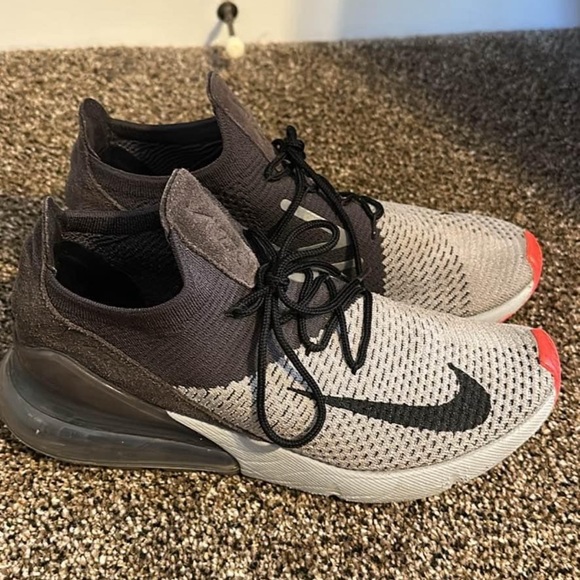 Air max 270 - Grey and Pink - Picture 4 of 5
